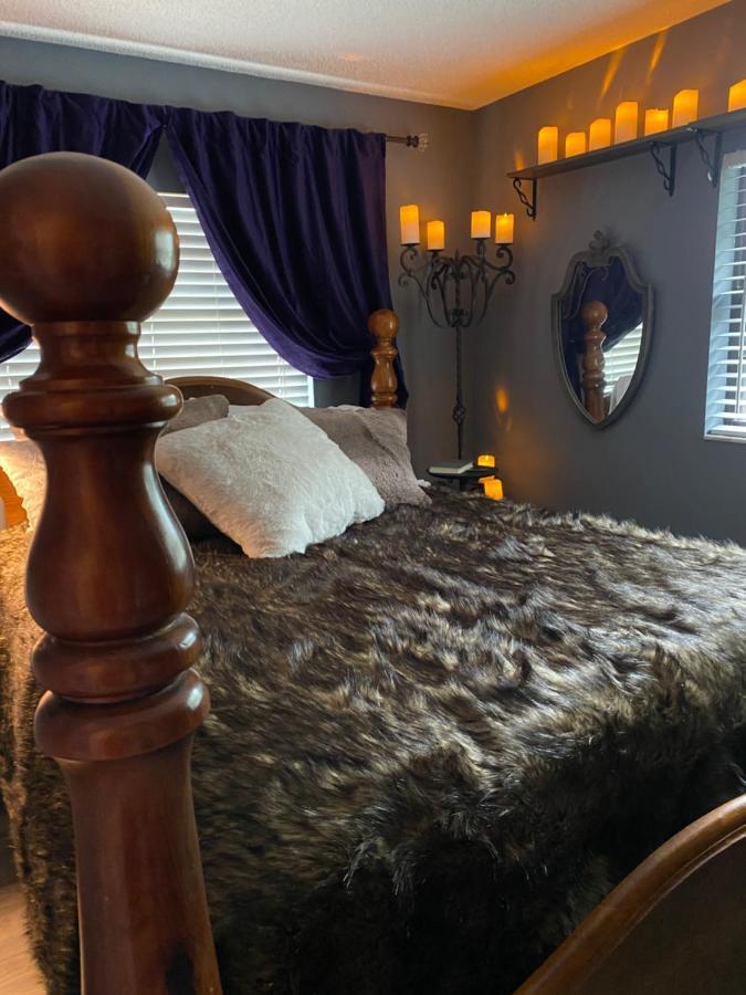 Phantom History House Castle Couette-café *